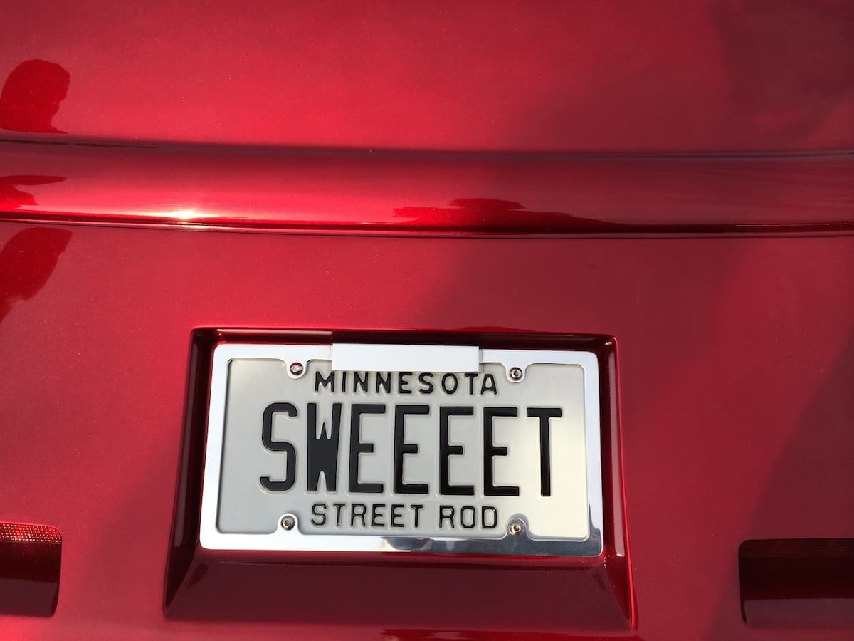 Stewartville-MN-Classic-Car-rally-Sweeeet-liscense-plate Minnesota vanity license plate on a classic car at the Stewartville MN Classic Car Rally